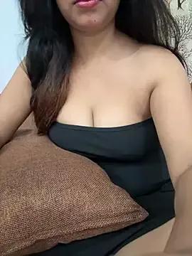 tamil_Rosie from StripChat is Freechat