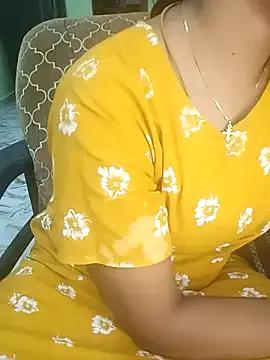 tamil_thaara03 from StripChat is Freechat