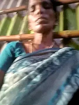Tamilauntyhot from StripChat is Freechat
