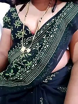 Tamilkaviya5 from StripChat is Freechat