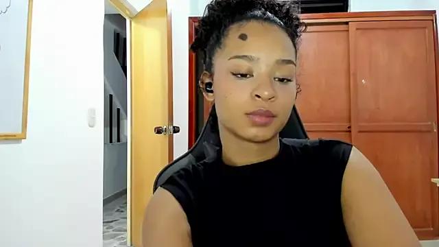 Tammy-Bliss from StripChat is Freechat