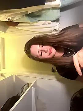 TanyaMoor from StripChat is Freechat