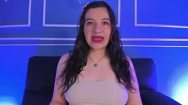Customizable and immersive: Energize your taste buds and checkout our delicious choice of amateur cams liveshows with excited livestreamers getting their sweet physiques pounded with their beloved vibrating toys.