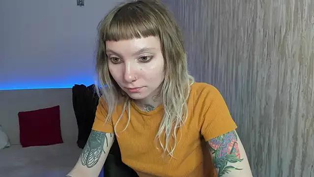 tattoo_art_baby from StripChat is Freechat