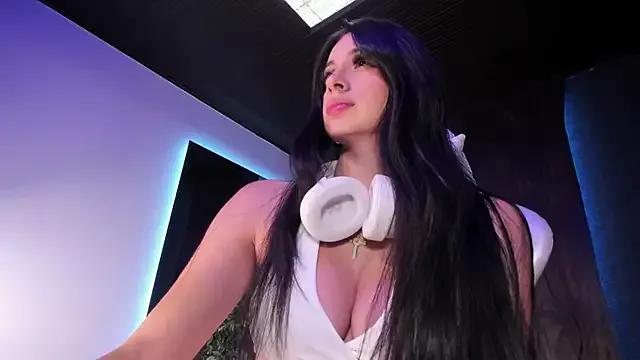 Customizable and immersive: Energize your taste buds and checkout our delicious choice of amateur cams liveshows with excited livestreamers getting their sweet physiques pounded with their beloved vibrating toys.