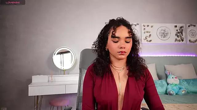 Customizable and immersive: Energize your taste buds and checkout our delicious choice of amateur cams liveshows with excited livestreamers getting their sweet physiques pounded with their beloved vibrating toys.
