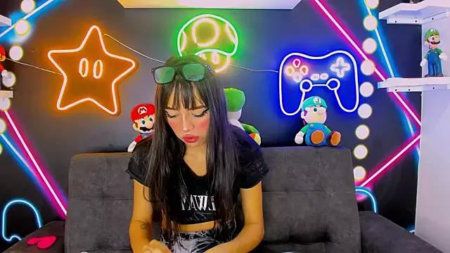 Customizable and immersive: Energize your taste buds and checkout our delicious choice of amateur cams liveshows with excited livestreamers getting their sweet physiques pounded with their beloved vibrating toys.