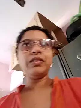 Photos of thanusi_2 from StripChat is Freechat