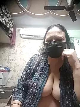 thehotlady from StripChat is Freechat