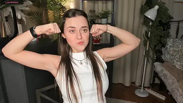 ThelmaJusto from StripChat is Freechat