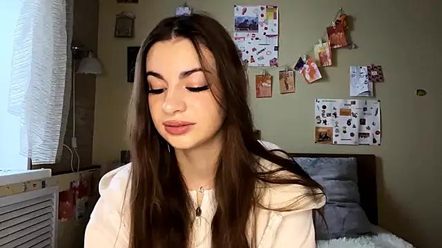 Customizable and immersive: Energize your taste buds and checkout our delicious choice of amateur cams liveshows with excited livestreamers getting their sweet physiques pounded with their beloved vibrating toys.