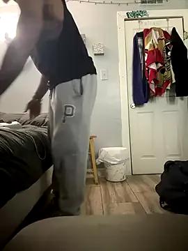 TheRealMrDLlong from StripChat is Freechat