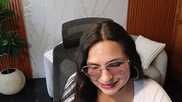 thexoticgirl from StripChat is Freechat