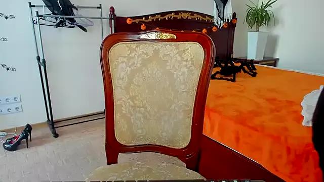 Tianiaa from StripChat is Freechat