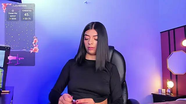 Customizable and immersive: Energize your taste buds and checkout our delicious choice of amateur cams liveshows with excited livestreamers getting their sweet physiques pounded with their beloved vibrating toys.