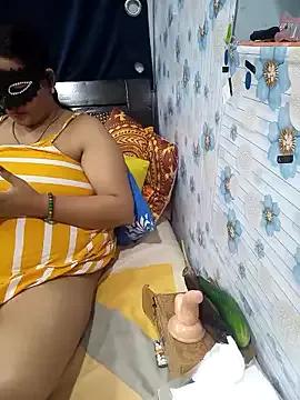 tina8th from StripChat is Freechat