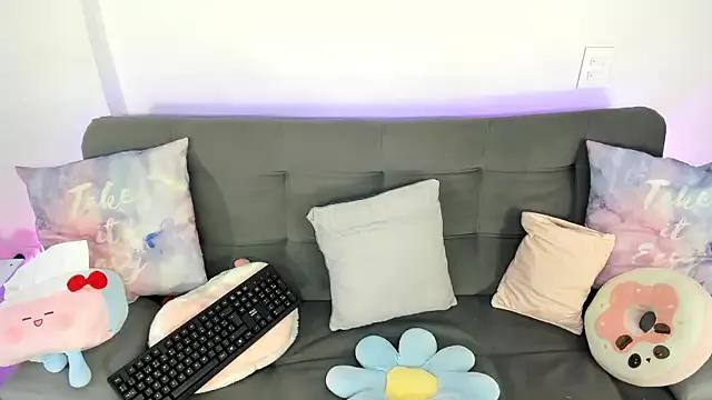Customizable and immersive: Energize your taste buds and checkout our delicious choice of amateur cams liveshows with excited livestreamers getting their sweet physiques pounded with their beloved vibrating toys.