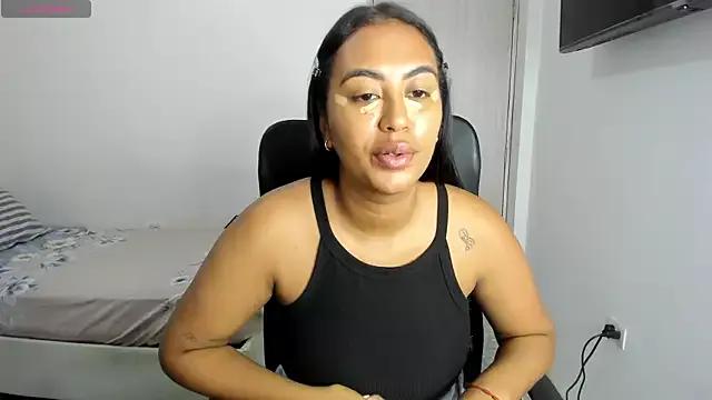 tracycum from StripChat is Freechat