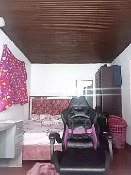 Trans-colombia from StripChat is Freechat