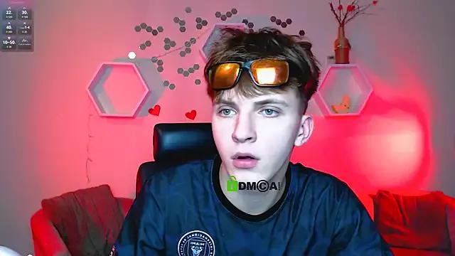 Customizable and immersive: Energize your taste buds and checkout our delicious choice of amateur cams liveshows with excited livestreamers getting their sweet physiques pounded with their beloved vibrating toys.