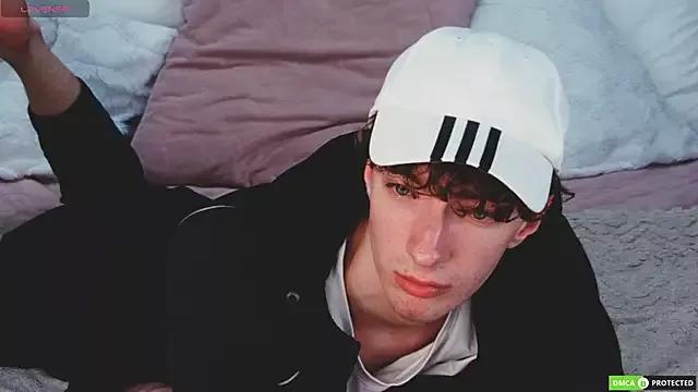 TrevorBenson from StripChat is Freechat