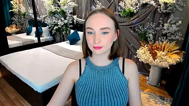 TrueReincarnation from StripChat is Freechat
