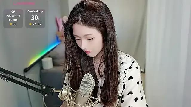 Tw_Sexynn from StripChat is Freechat