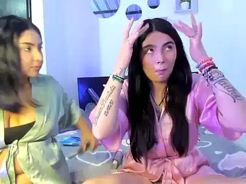 Twodirtyteens18 from StripChat is Freechat