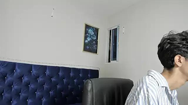 ultra_violet01 from StripChat is Freechat