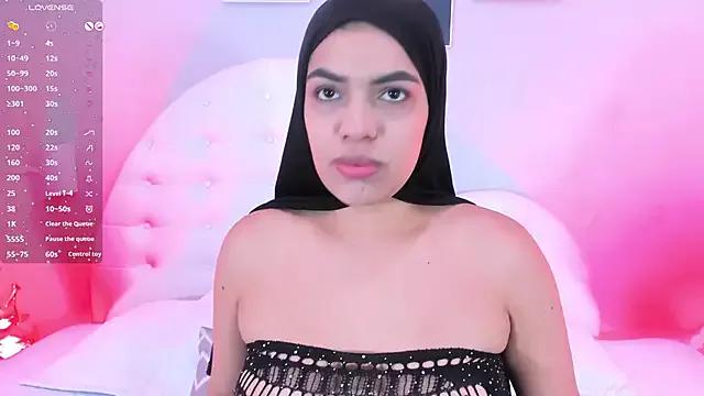 Umarani_ from StripChat is Freechat