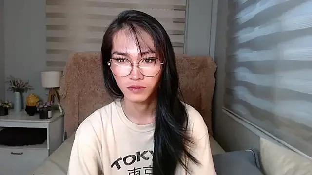 Ur_sweetchanel from StripChat is Freechat
