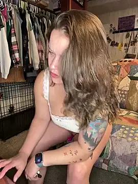 Customizable and immersive: Energize your taste buds and checkout our delicious choice of amateur cams liveshows with excited livestreamers getting their sweet physiques pounded with their beloved vibrating toys.