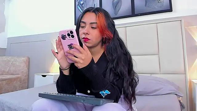 Customizable and immersive: Energize your taste buds and checkout our delicious choice of amateur cams liveshows with excited livestreamers getting their sweet physiques pounded with their beloved vibrating toys.