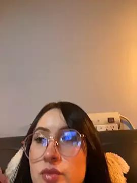 VALENORTIZ7 from StripChat is Freechat