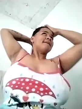 Valentinacurvyn from StripChat is Freechat