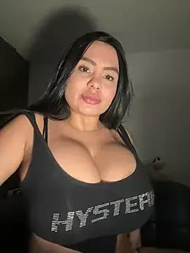 Customizable and immersive: Energize your taste buds and checkout our delicious choice of amateur cams liveshows with excited livestreamers getting their sweet physiques pounded with their beloved vibrating toys.