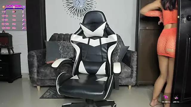 Customizable and immersive: Energize your taste buds and checkout our delicious choice of amateur cams liveshows with excited livestreamers getting their sweet physiques pounded with their beloved vibrating toys.