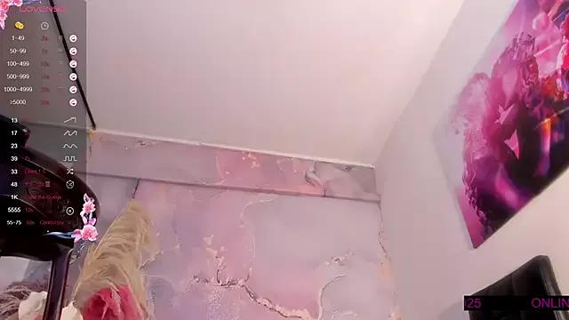 VALERIAQUEENTS from StripChat is Freechat