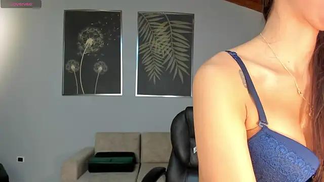 Customizable and immersive: Energize your taste buds and checkout our delicious choice of amateur cams liveshows with excited livestreamers getting their sweet physiques pounded with their beloved vibrating toys.
