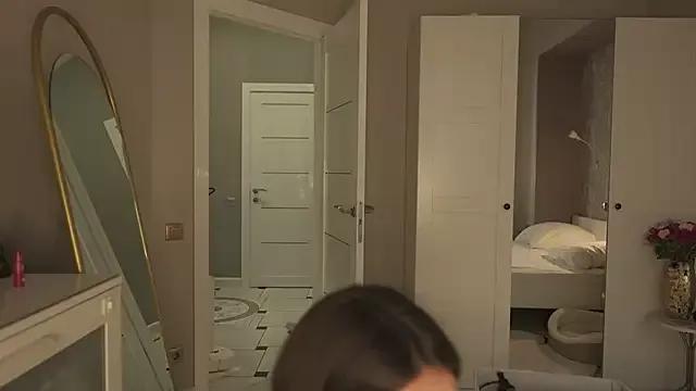 Customizable and immersive: Energize your taste buds and checkout our delicious choice of amateur cams liveshows with excited livestreamers getting their sweet physiques pounded with their beloved vibrating toys.