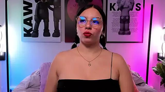 Customizable and immersive: Energize your taste buds and checkout our delicious choice of amateur cams liveshows with excited livestreamers getting their sweet physiques pounded with their beloved vibrating toys.