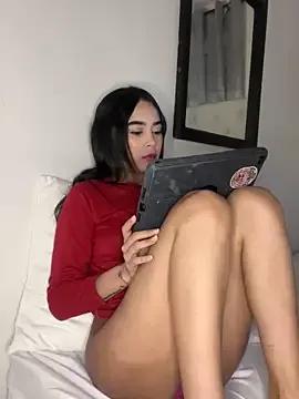 Customizable and immersive: Energize your taste buds and checkout our delicious choice of amateur cams liveshows with excited livestreamers getting their sweet physiques pounded with their beloved vibrating toys.