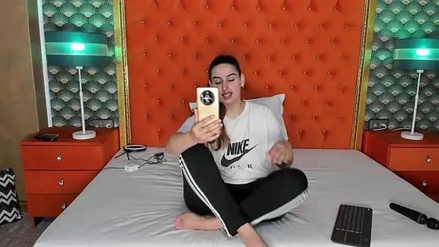 Customizable and immersive: Energize your taste buds and checkout our delicious choice of amateur cams liveshows with excited livestreamers getting their sweet physiques pounded with their beloved vibrating toys.