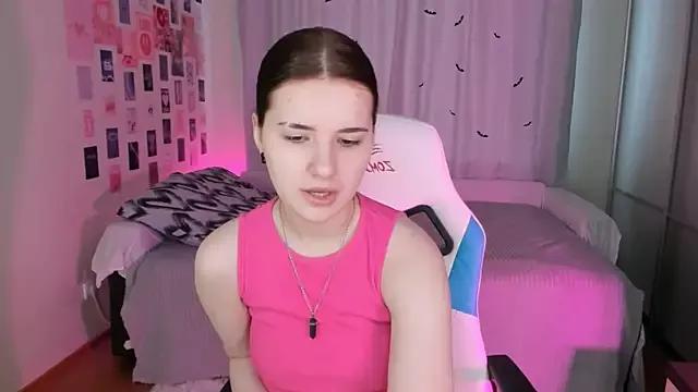 Customizable and immersive: Energize your taste buds and checkout our delicious choice of amateur cams liveshows with excited livestreamers getting their sweet physiques pounded with their beloved vibrating toys.