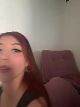 VanessaG from StripChat is Freechat
