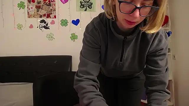Customizable and immersive: Energize your taste buds and checkout our delicious choice of amateur cams liveshows with excited livestreamers getting their sweet physiques pounded with their beloved vibrating toys.
