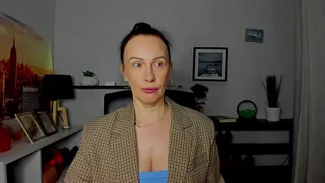 Customizable and immersive: Energize your taste buds and checkout our delicious choice of amateur cams liveshows with excited livestreamers getting their sweet physiques pounded with their beloved vibrating toys.