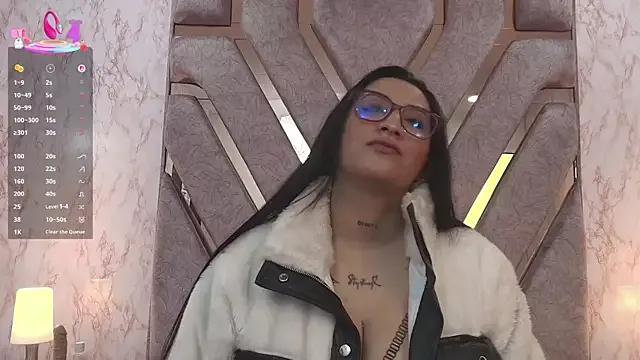 VELVETTRED from StripChat is Freechat