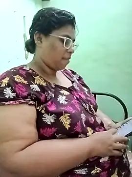 vennila-mallu77 from StripChat