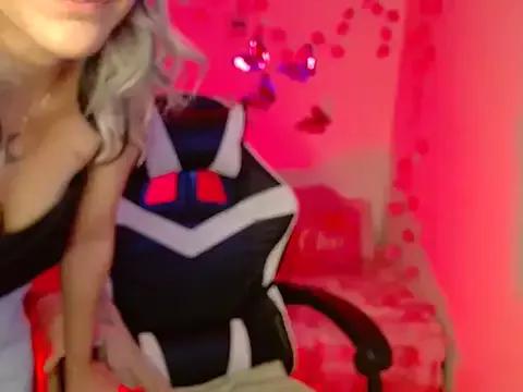 Customizable and immersive: Energize your taste buds and checkout our delicious choice of amateur cams liveshows with excited livestreamers getting their sweet physiques pounded with their beloved vibrating toys.